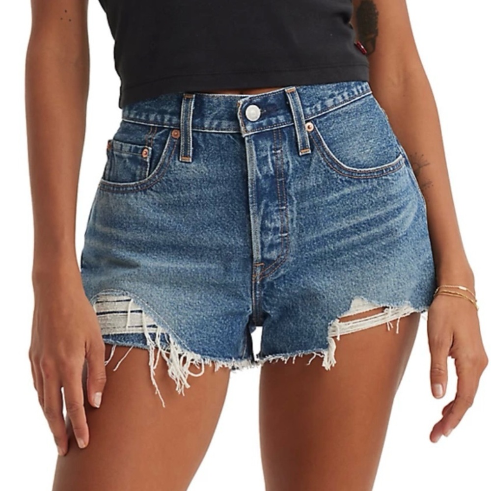 Levi's 501 Original High Rise Denim Shorts – 2.5" Inseam – Size 28 (NWT)